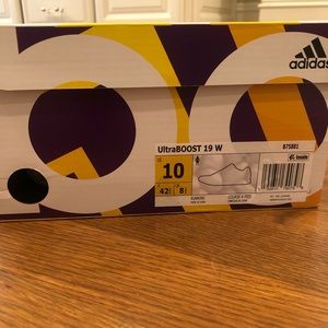 Women’s Adidas Ultraboost size 10
